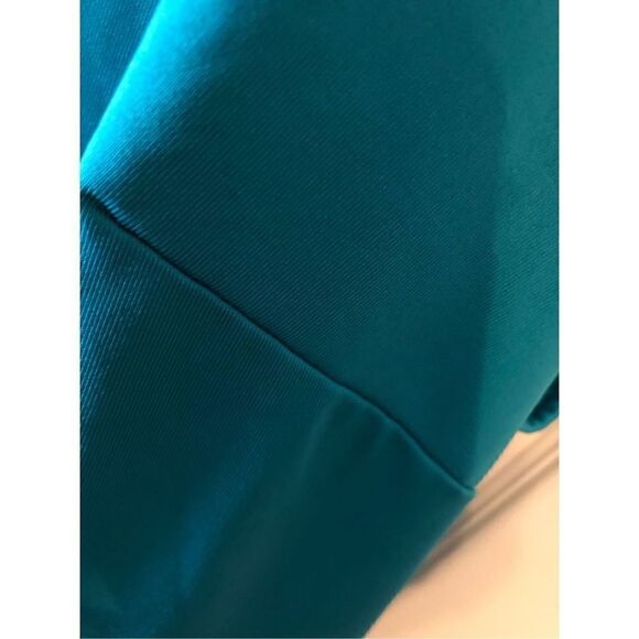 Catherine’s Polyester Teal Tank 4X - Picture 5 of 7